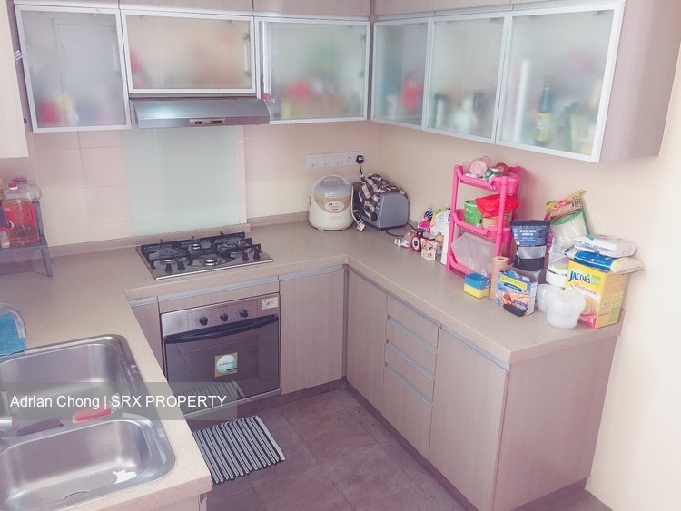 Grosvenor View (D14), Condominium #174574702